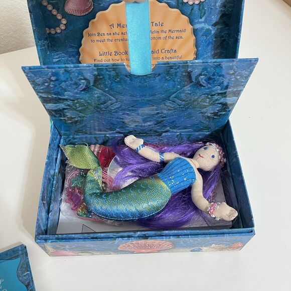 Barron's Little Box of Mermaid Treasures Treasure Chest Books Mermaid Doll Shell - Picture 11 of 16